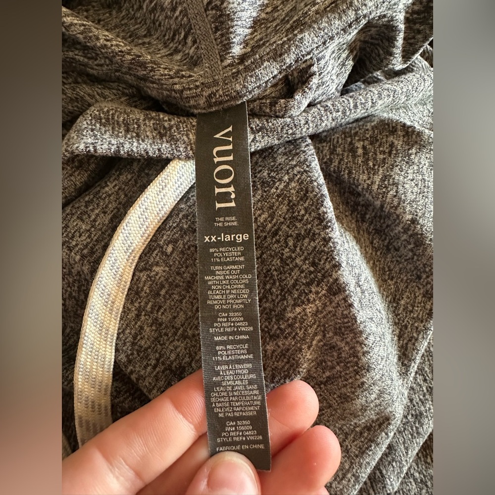 Vuori Halo Essential Hoodie Heather Grey Size XXL VW226 excellent condition - Picture 2 of 7